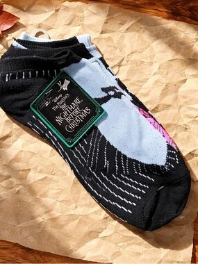 NWT Disney Women’s Teens Ankle Socks 6 Pr Nightmare Before Christmas- Size 6-11